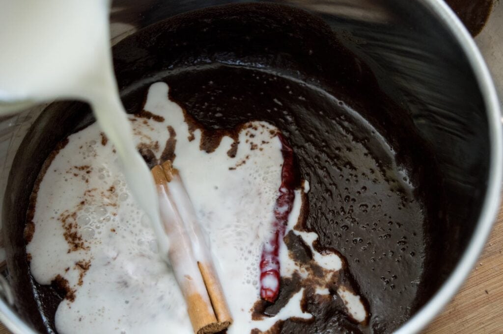 Mexican Hot chocolate and biscotti