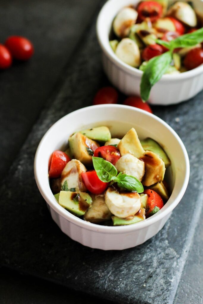 Healthy Summer Avocado Caprese Salad Recipe