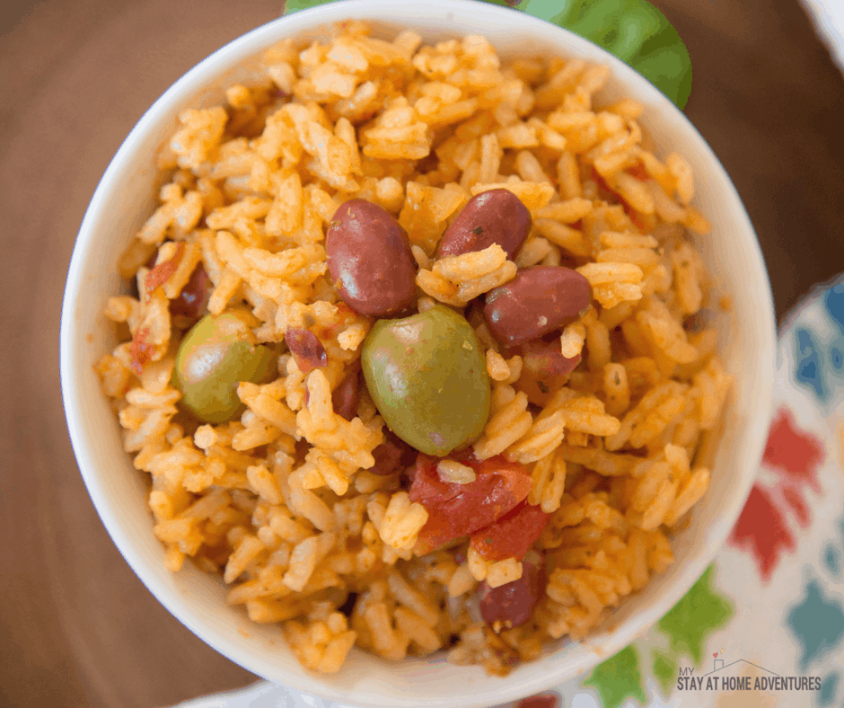 Easy Instant Pot Puerto Rican Rice & Chicken