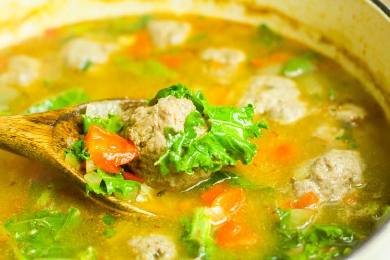 Spanish Saffron Albondigas Soup (Meatball Soup) | Latina Mom Meals