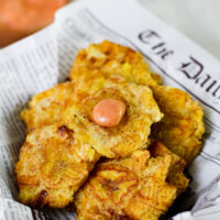 tostones with mayoketchup
