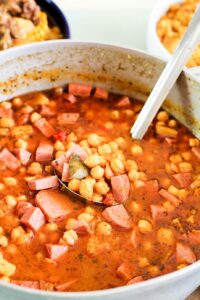 garbanzos in a pot