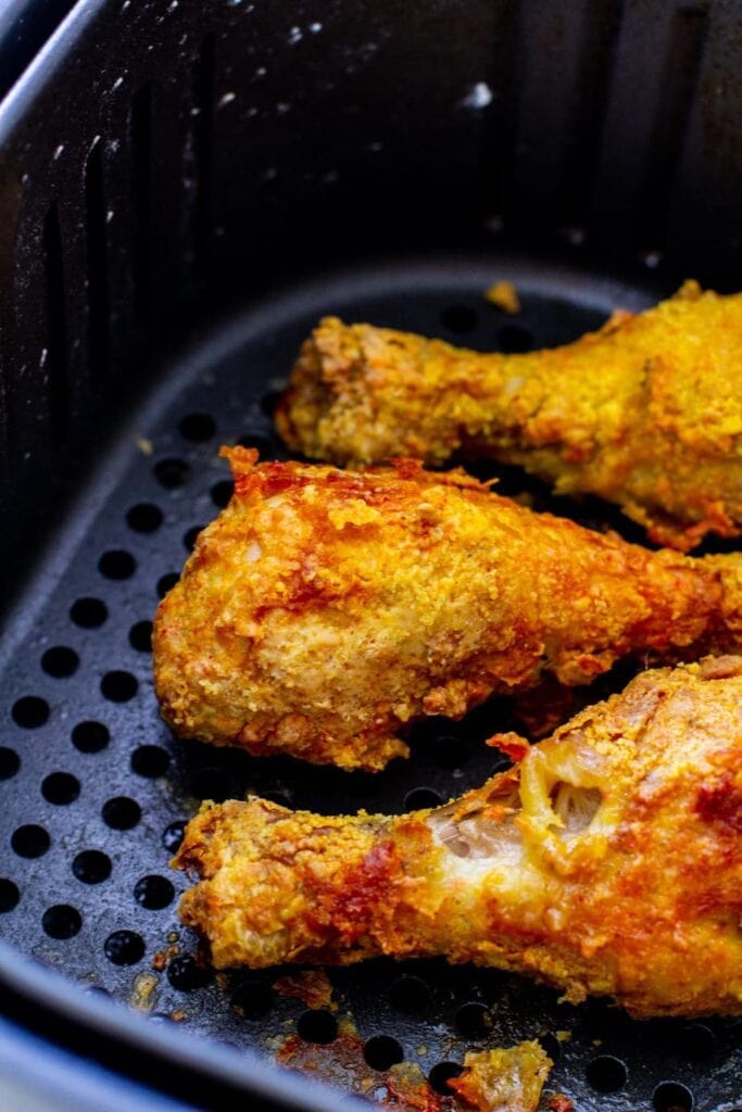 crispy chicken in air fryer basket