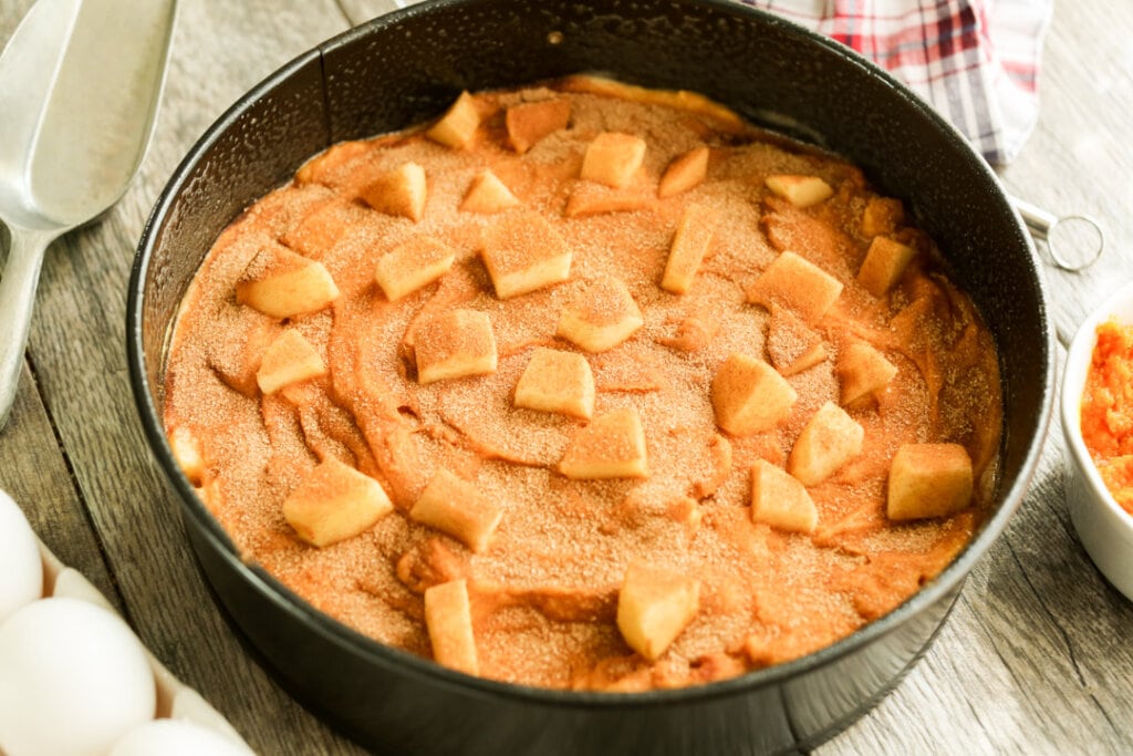 raw apple cake with a cinnamon sugar topping